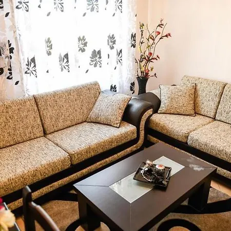 Lori House Berat